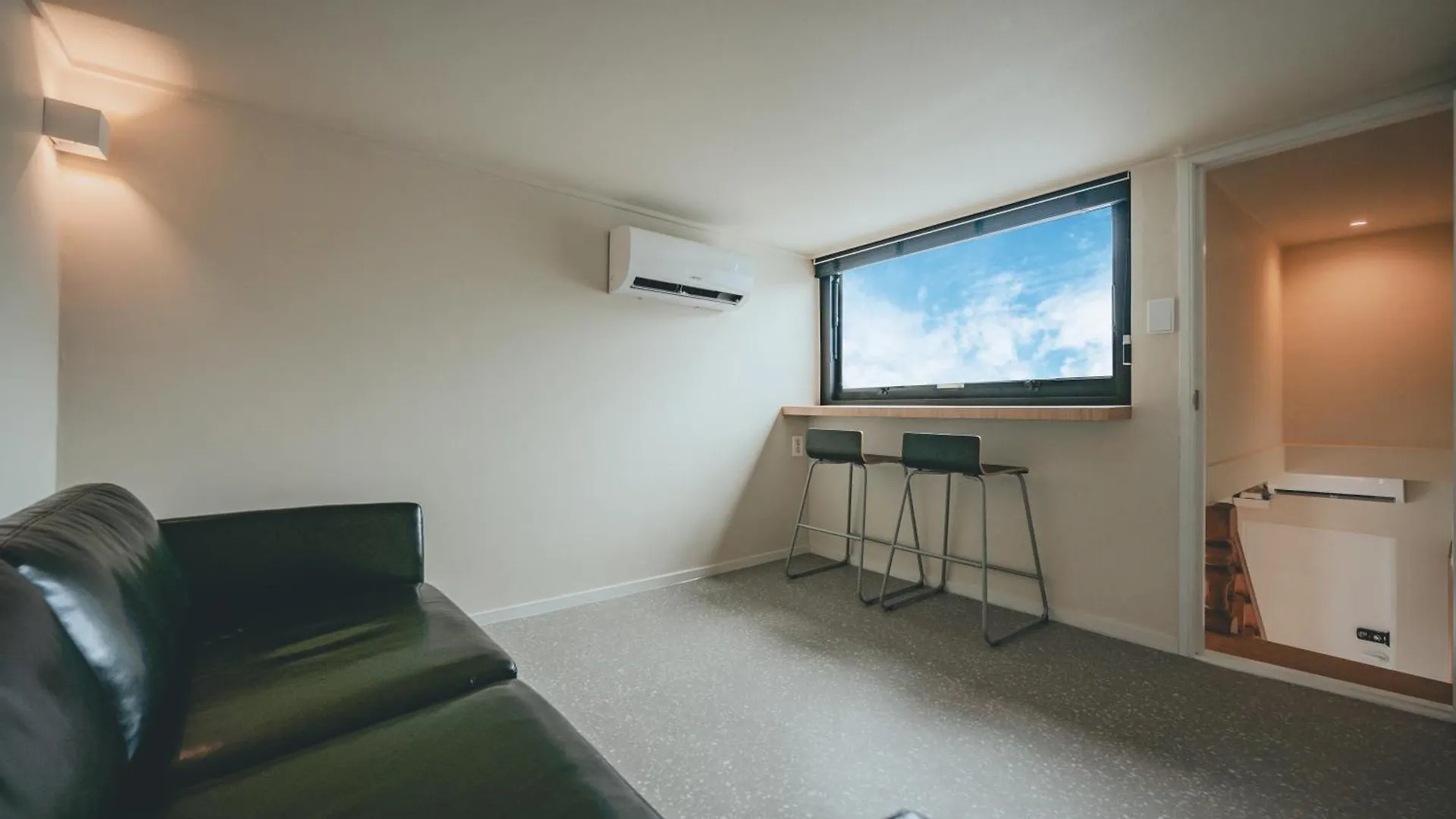 Mute Stay Busan Apartment